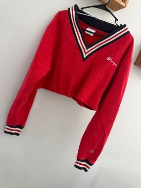 Champion Red Cropped V-Neck Sweatshirt with Striped Trim